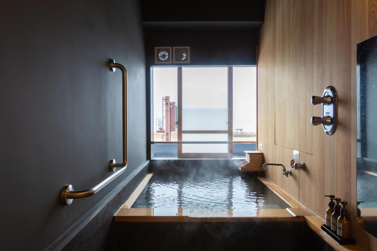 Отель Iseya, Seaview Private Oceanside Bath Ундзэн Экстерьер фото
